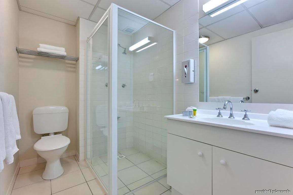 Ibis Styles Canberra Tall Trees Exterior foto